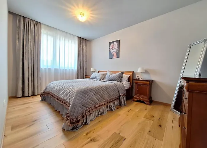 Transylvaniastay Апартаменты *